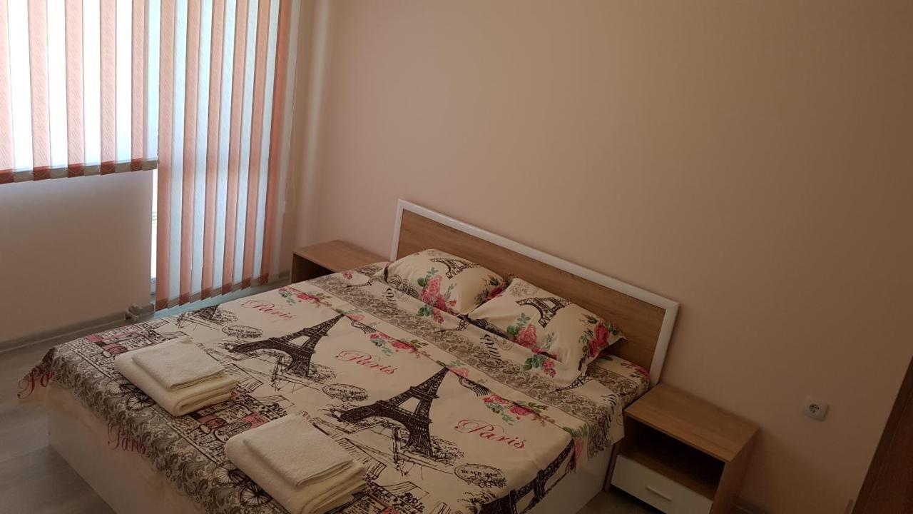 Д И В 2 - D & V 2 Apartment Sandanski Buitenkant foto
