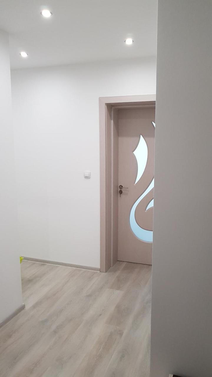 Д И В 2 - D & V 2 Apartment Sandanski Buitenkant foto