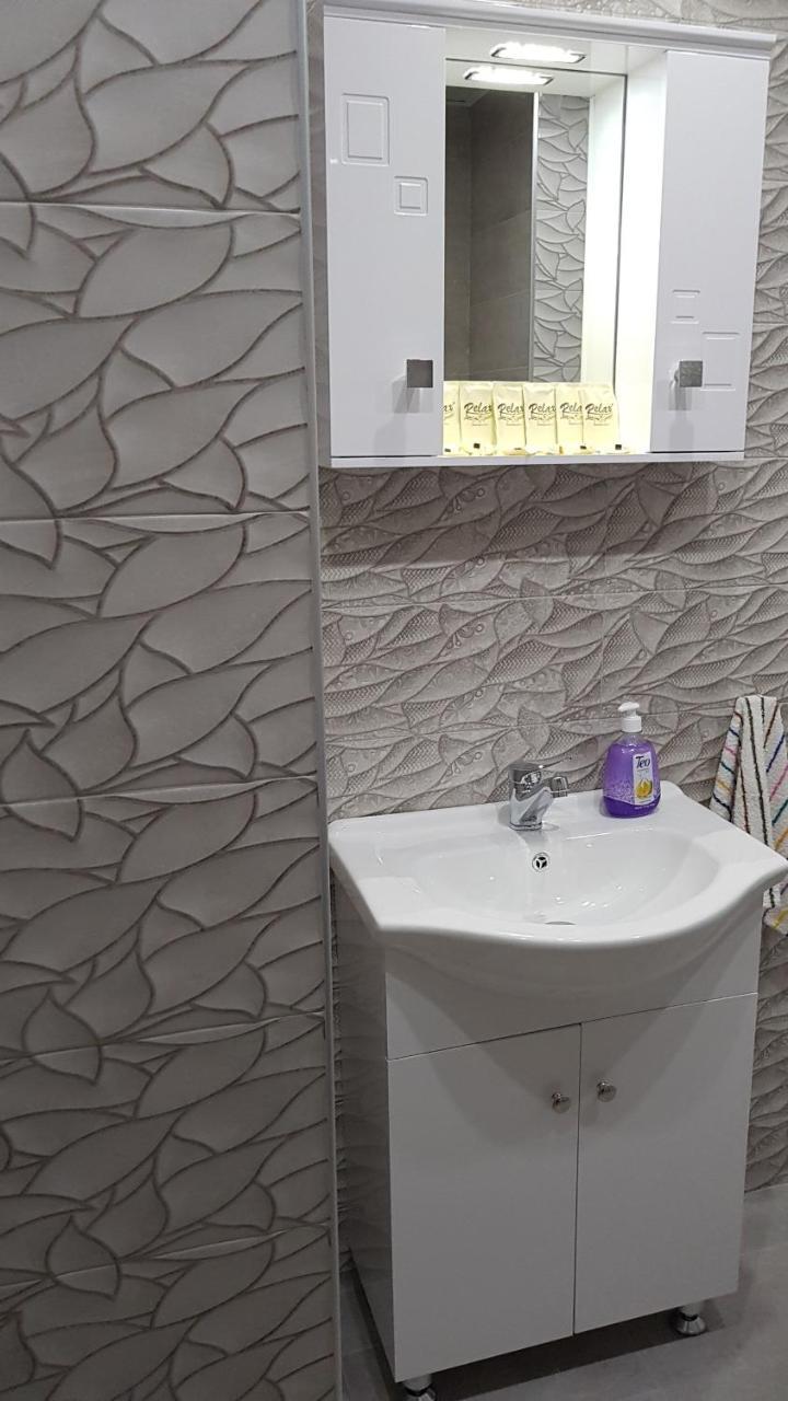 Д И В 2 - D & V 2 Apartment Sandanski Buitenkant foto